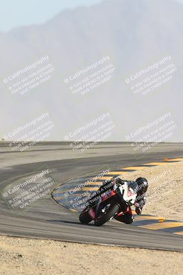 media/Jan-09-2025-Racers Edge (Thu) [[9e316ffd38]]/3-B Group/Session 4 (Turn 12 The Slide)/